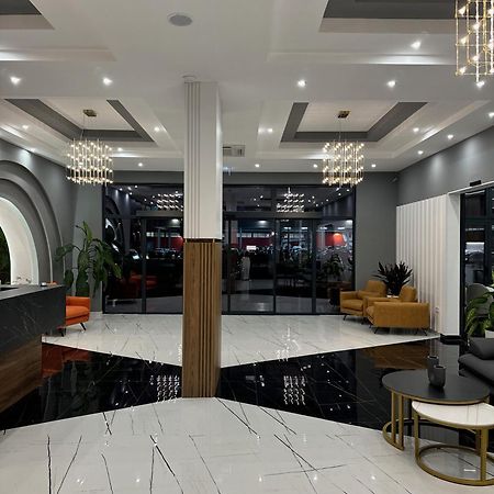 Hotel Maraj Ulcinj Extérieur photo