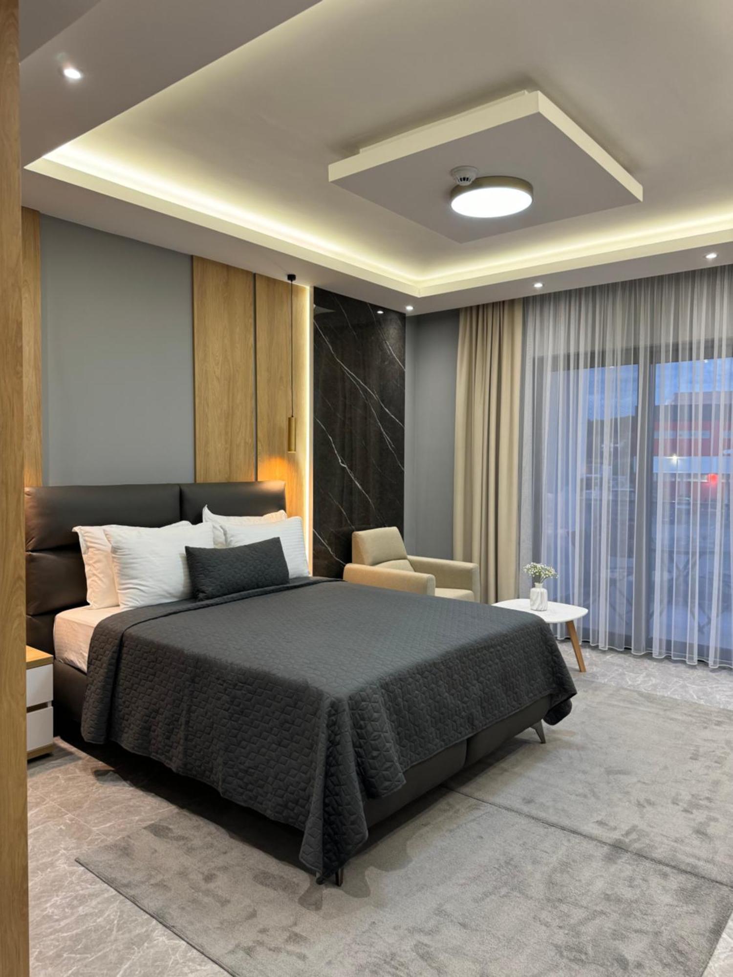 Hotel Maraj Ulcinj Extérieur photo